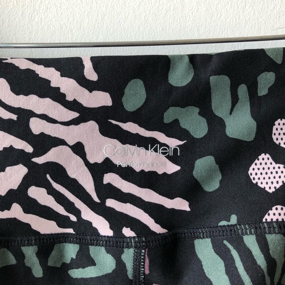 Calvin Klein Animal Print High Waisted Leggings - Picture 6 of 6